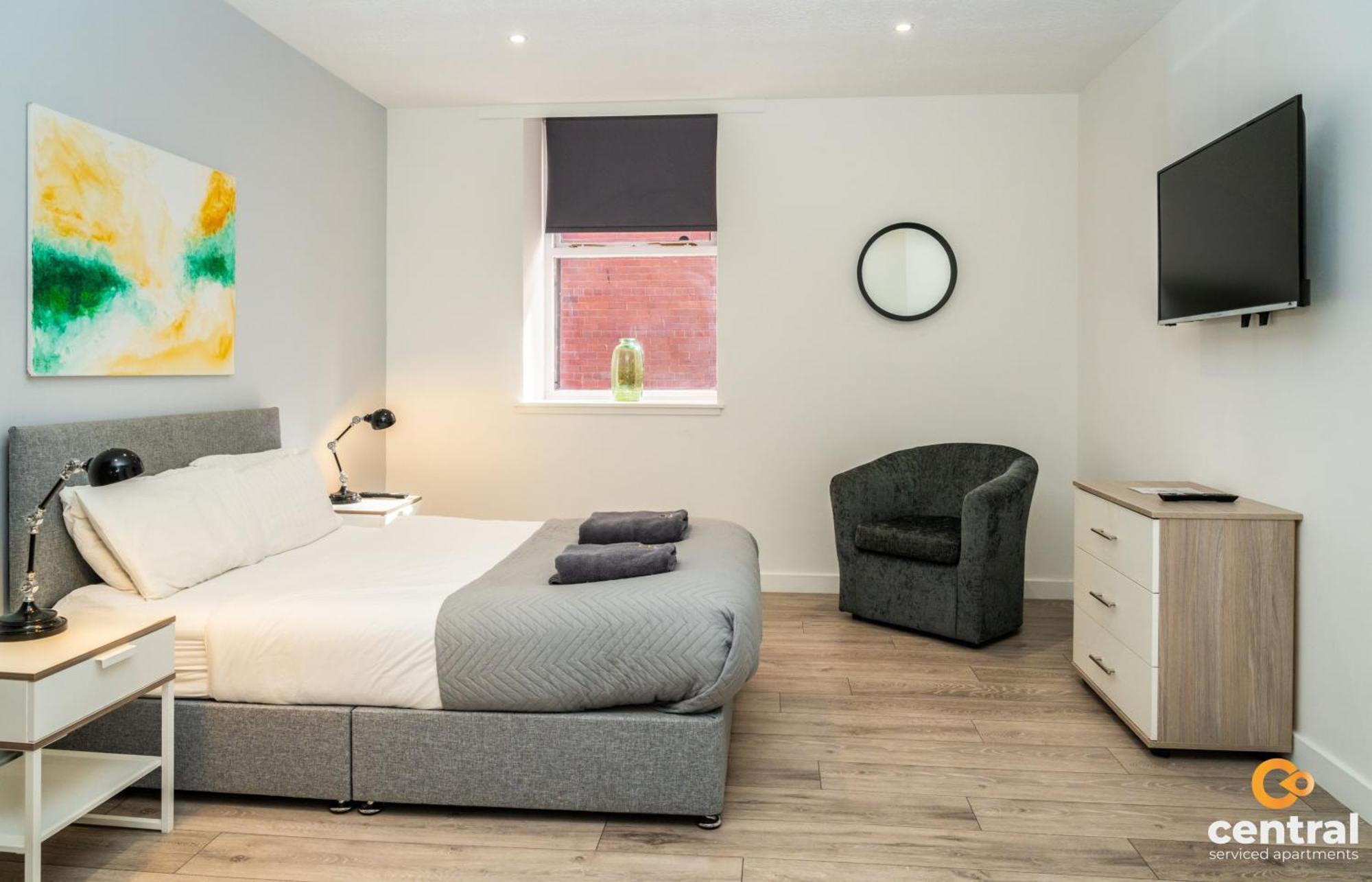 דאנדי Central Serviced Apartments - 2 Bedroom - Walk Away From City Centre & Universities - Sleeps 4 - 1 X Double 2 X Single - Smart Tvs In All Rooms - Short Term Stays Welcome - Walk Away From Train & Bus Station - Preferred Location For Short Stay In Dun מראה חיצוני תמונה