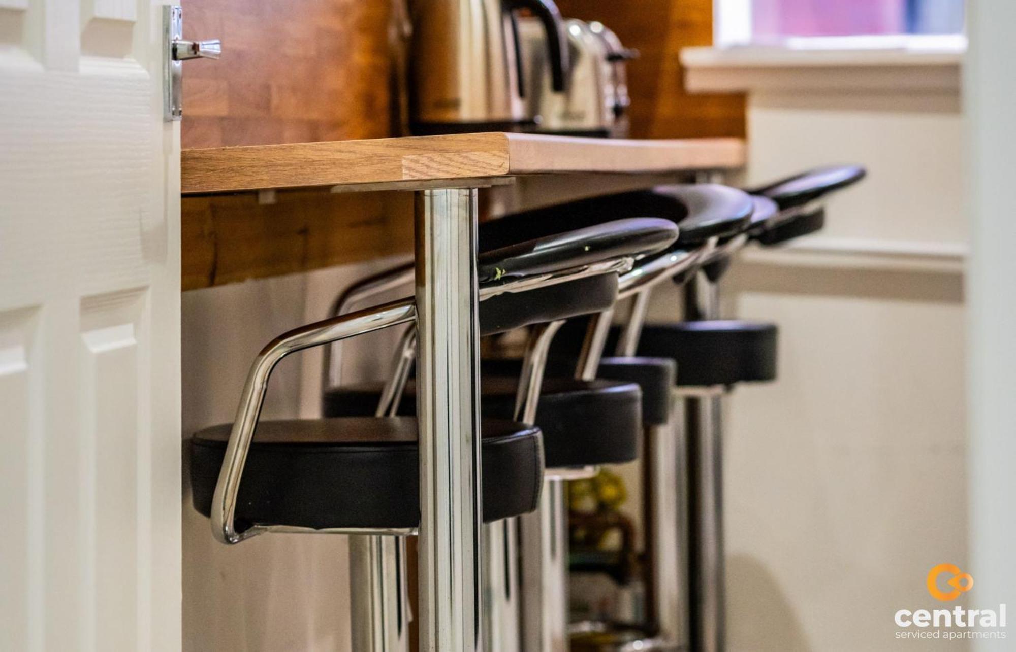 דאנדי Central Serviced Apartments - 2 Bedroom - Walk Away From City Centre & Universities - Sleeps 4 - 1 X Double 2 X Single - Smart Tvs In All Rooms - Short Term Stays Welcome - Walk Away From Train & Bus Station - Preferred Location For Short Stay In Dun מראה חיצוני תמונה